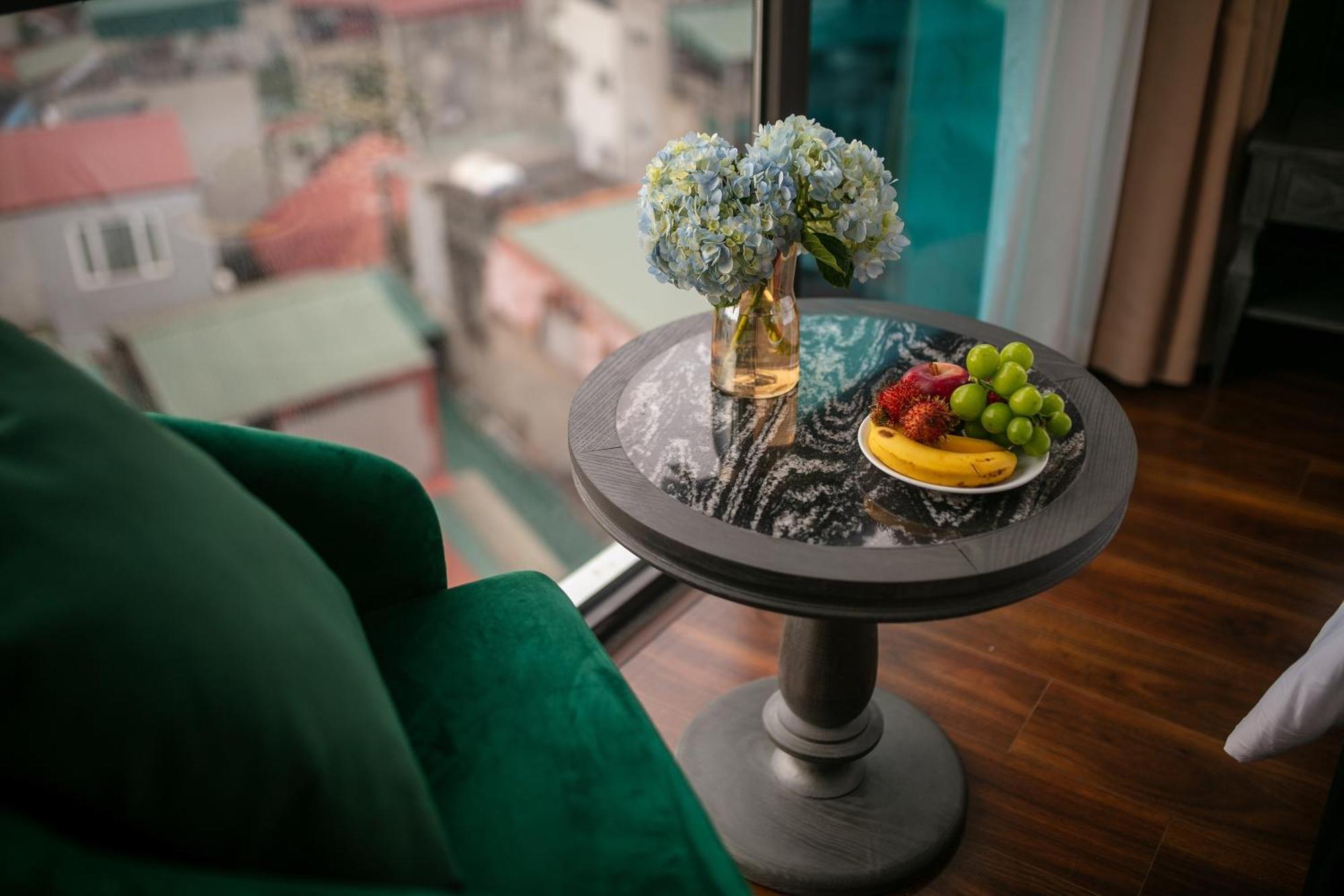 Hanoi Plaza Suite Hotel & Spa Екстериор снимка