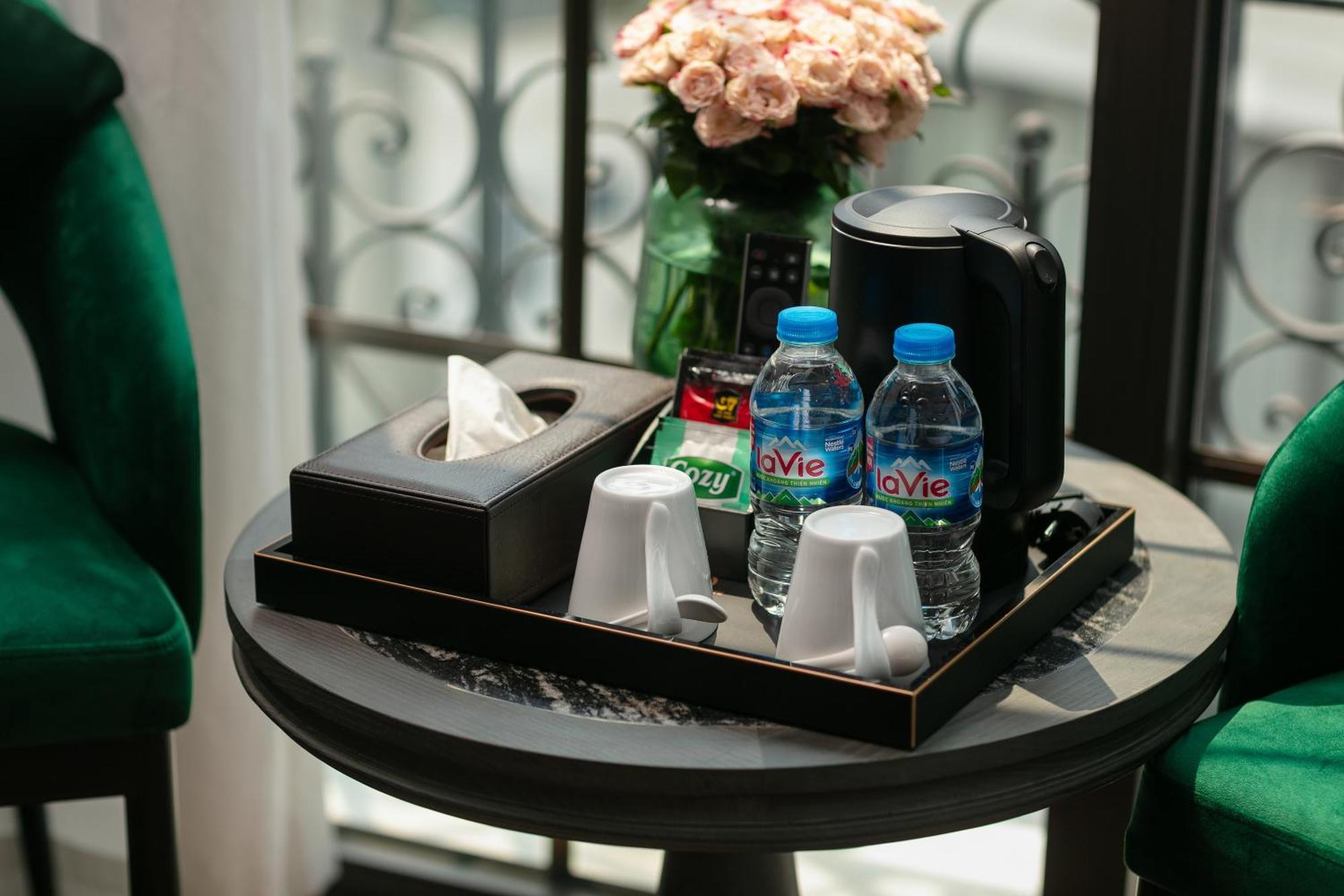 Hanoi Plaza Suite Hotel & Spa Екстериор снимка