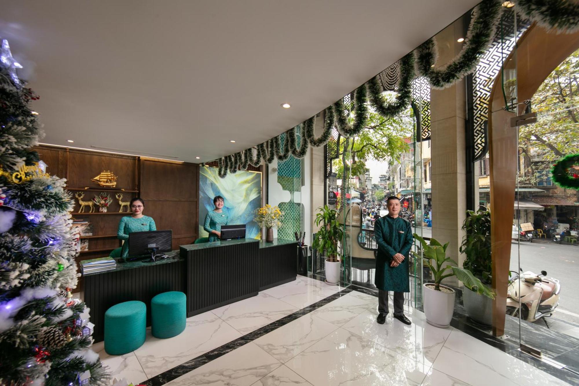 Hanoi Plaza Suite Hotel & Spa Екстериор снимка