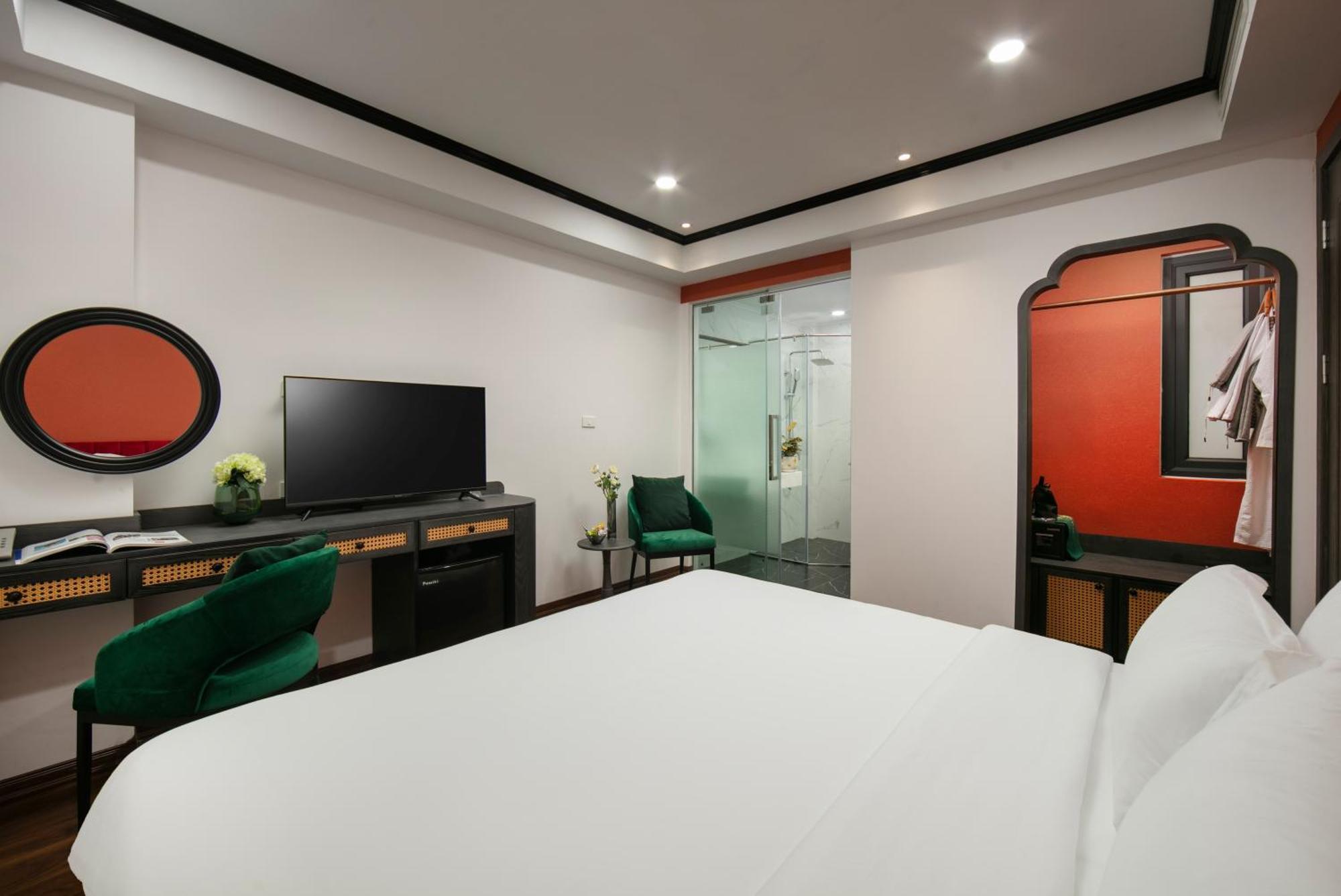 Hanoi Plaza Suite Hotel & Spa Екстериор снимка
